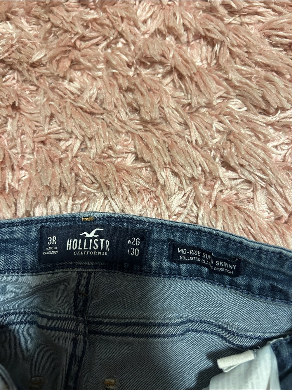 Hollister Women's Dark Blue Skinny Jeans - Picture 2 of 3